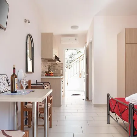 Katerina-spiridoula Apartman *